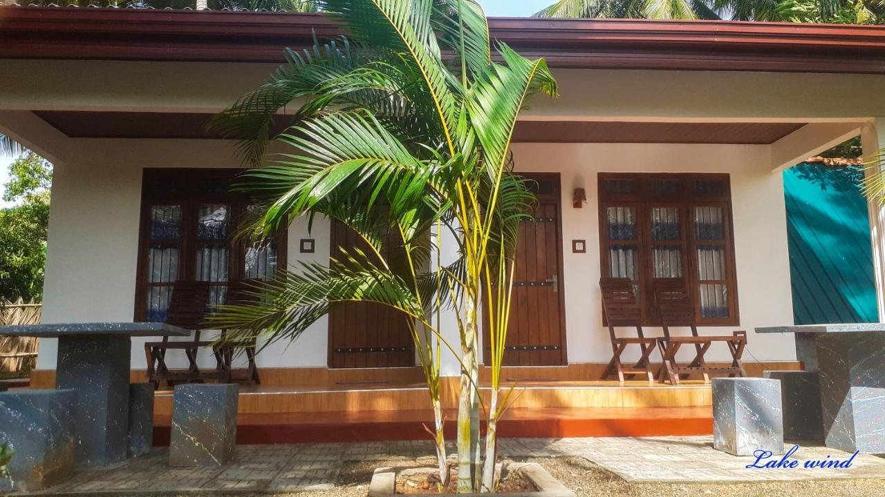 Lake Wind Habarana Exterior photo