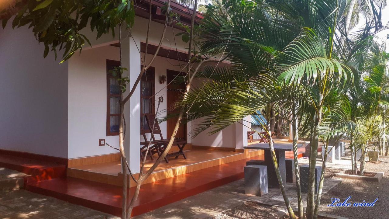 Lake Wind Habarana Exterior photo